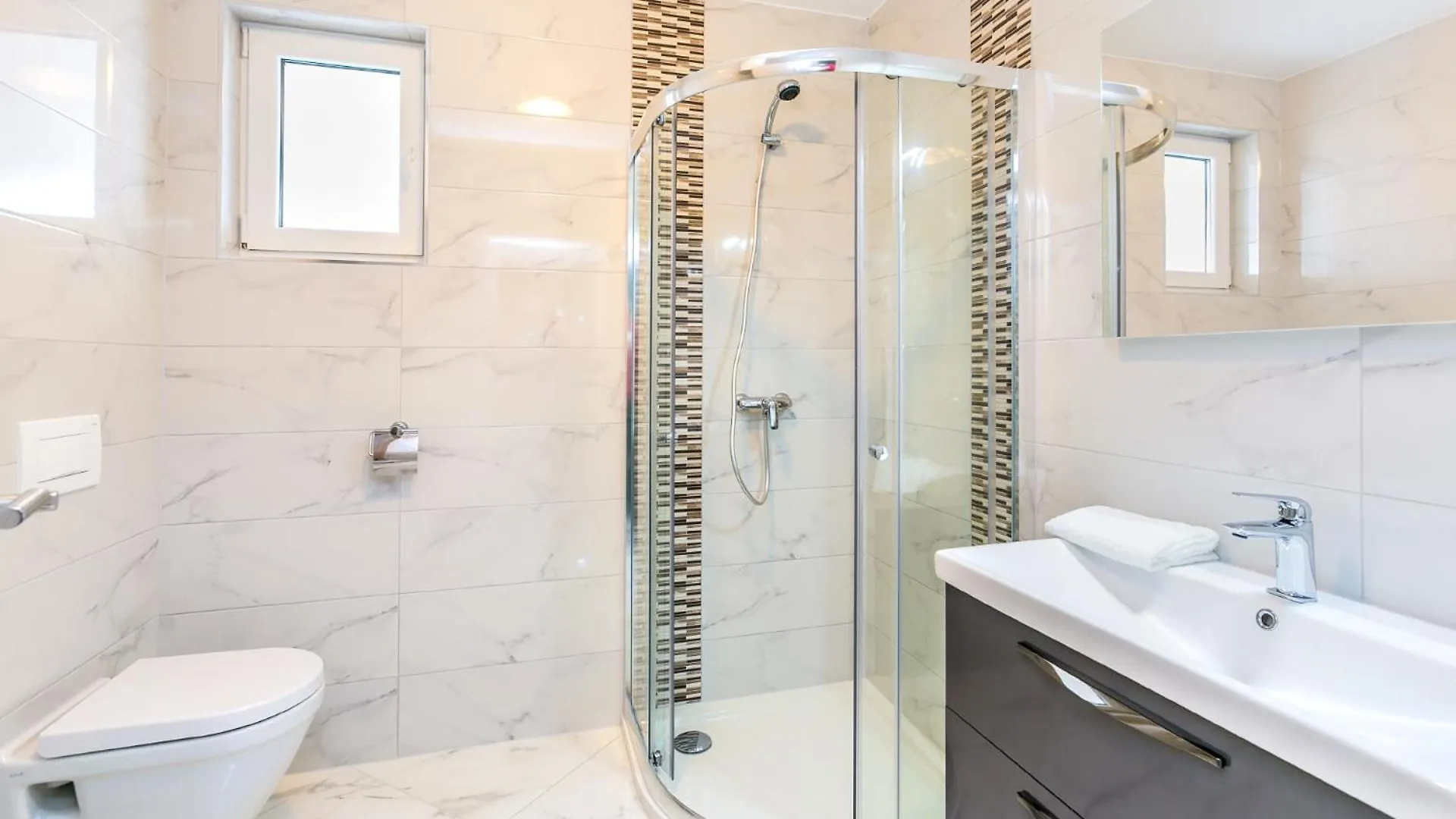 Dragan K2 - A2 Second Floor - Mpolo Apartment Medulin 0*,  Croatia